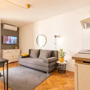  Apartment Pula City Accomodation