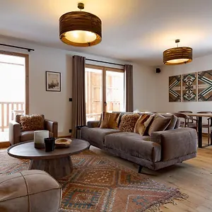 apache_coudriers.hotels-rhonealpes.com/