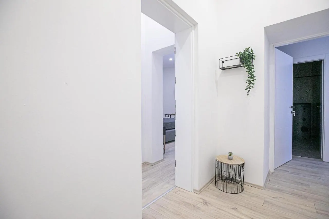 Studio Deluxe Antonio Pula 0*,  Kroatië
